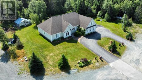 7 Country Lane, Glenwood, NL, A0G | Card Image