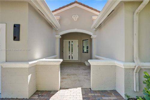 3234 Sw 53rd Ct, Fort Lauderdale, FL, 33312-7906 | Card Image