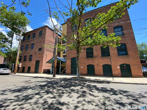 104-43 Chestnut St, New Haven, CT, 06511-5731 | Card Image