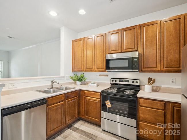 Brand New Kitchen Appliances | Image 4