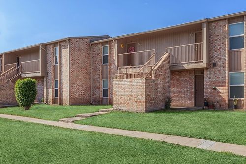 apt-48-2401 La Vista Ave, McAllen, TX, 78501-6349 | Card Image
