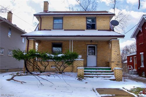 818 25th St Nw, Canton, OH, 44709-3700 | Card Image