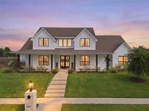 604 Lindsay Ln, Robinson, TX, 76706-7606 | Card Image