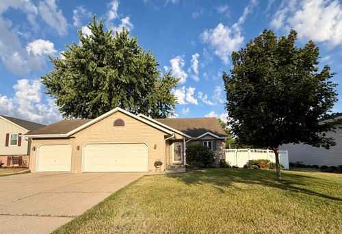 3210 Thornton Dr, JANESVILLE, WI, 53548-9189 | Card Image
