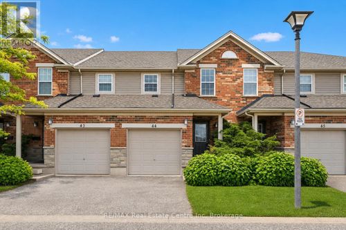44-124 Gosling Gardens, Guelph (Clairfields/Hanlon Business Park), ON, N1G5K6 | Card Image
