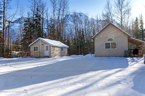 5250 S Old Glenn Hwy, Palmer, AK, 99645-7652 | Card Image