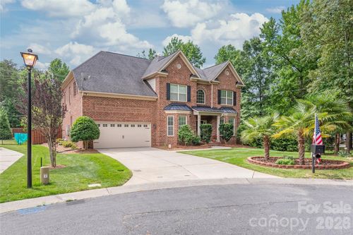 4606 Pebble Run Dr, Matthews, NC, 28105-5460 | Card Image