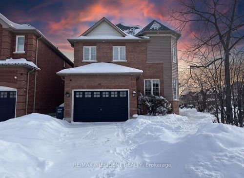 41 Fallstar Cres, Brampton, ON, L7A2J6 | Card Image