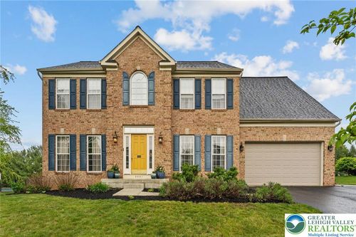 6991 Tuscany Dr, Macungie, PA, 18062-8971 | Card Image