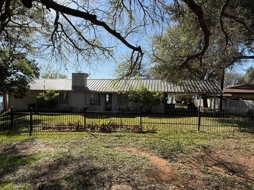 110 Bluebonnet Cir, Burnet, TX, 78611-2901 | Card Image