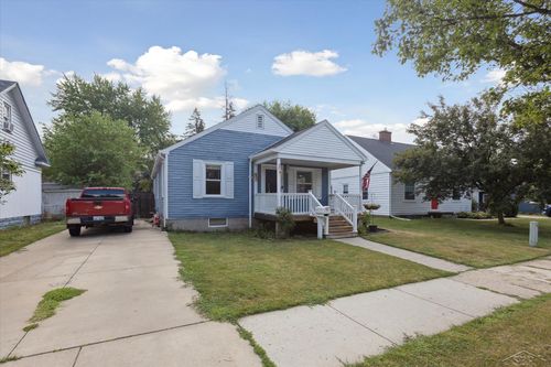 803 N Warner St, Bay City, MI, 48706-4453 | Card Image
