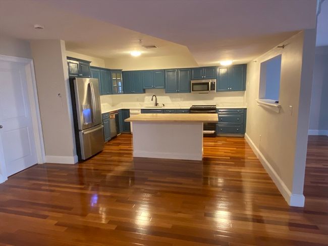 UNIT-210 - 15 Park Ave, Condo with 3 bedrooms, 2 bathrooms and 1 parking in Hull MA | Image 7
