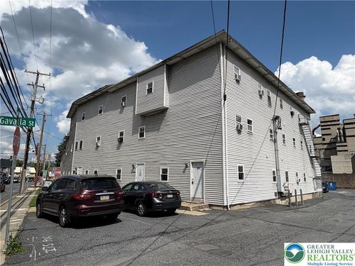 apt-308-5210 Main St, Whitehall, PA, 18052-1837 | Card Image