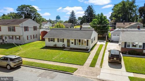 408 Windsor Dr, BELLMAWR, NJ, 08031-3031 | Card Image