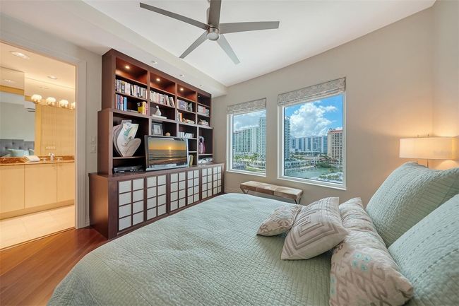 APT-801 - 990 Blvd Of The Arts, Condo with 3 bedrooms, 4 bathrooms and null parking in Sarasota FL | Image 21