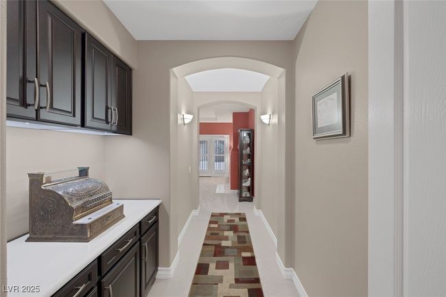 Entry to Owner's Suite | Image 28