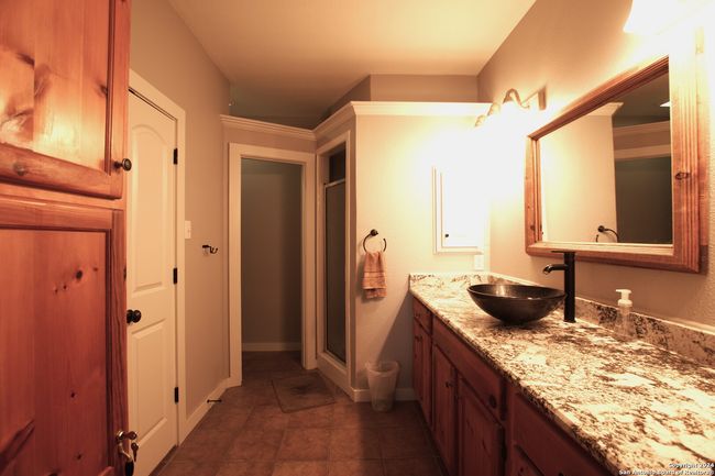 354 Thoroughbred Ln, House other with 3 bedrooms, 3 bathrooms and null parking in Spring Branch TX | Image 11
