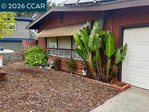 362 Summit Ct, Pinole, CA, 94564-1651 | Card Image