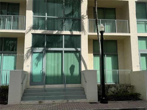th102-140 S Dixie Hwy, Hollywood, FL, 33020-7316 | Card Image