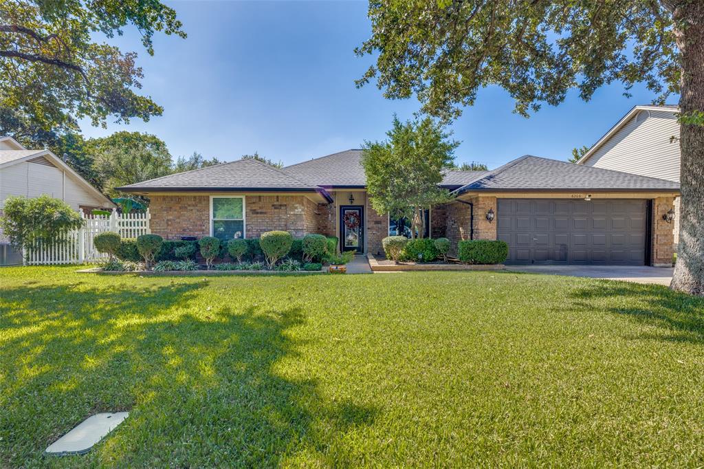 Sierra Ct, Arlington, TX 76016