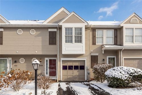 129 Westbrooke Ln, Coraopolis, PA, 15108-9138 | Card Image