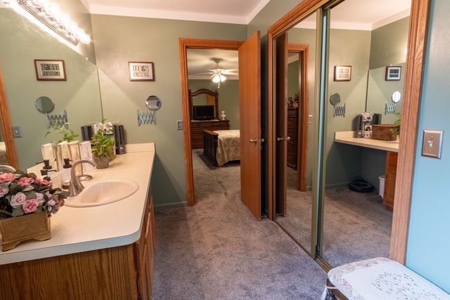 2179 Rochelle Park Dr, Condo with 2 bedrooms, 3 bathrooms and null parking in Rochester Hills MI | Image 31