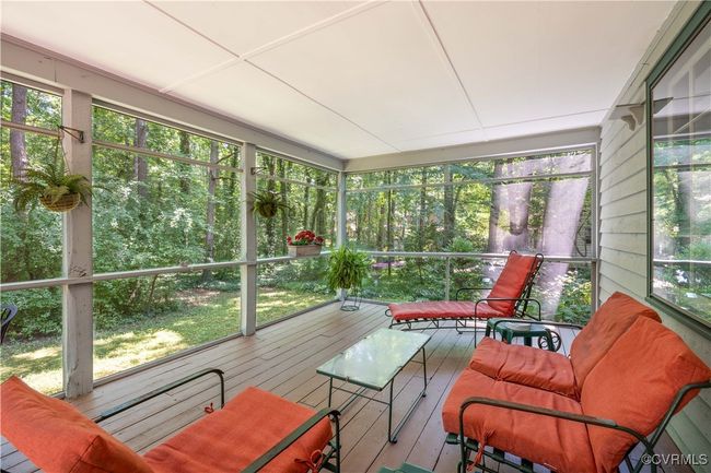 Screened Porch overlooking private back yard | Image 6