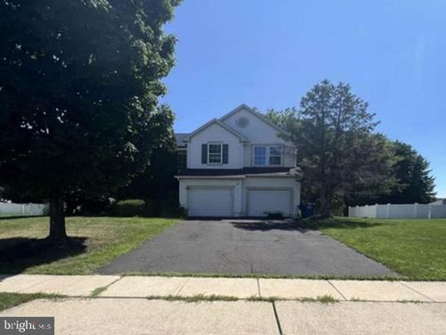 70 Amherst Dr, Burlington, NJ, 08016-5114 | Card Image