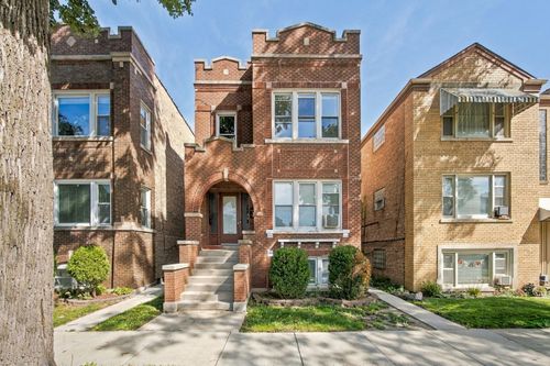 2235 Gunderson Ave, Berwyn, IL, 60402-3275 | Card Image