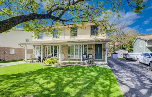10 Meadow Woods Cres, Kitchener, ON, N2N1S5 | Card Image