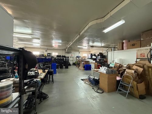 f1-145 Main Street, PENNSBURG, PA, 18073 | Card Image