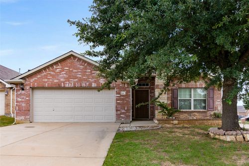 3917 Yarberry Ct, Roanoke, TX, 76262-3355 | Card Image