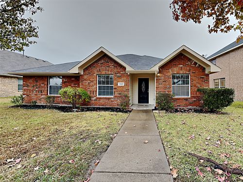 1549 Westfield Ln, Rockwall, TX, 75032-7288 | Card Image