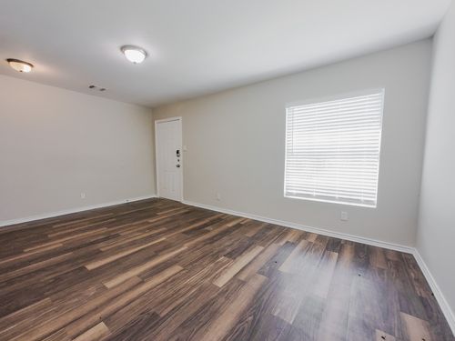 2461 Volga Ave, Dallas, TX, 75216-5851 | Card Image