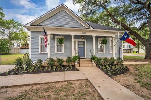 1300 7th Street, Rosenberg, TX, 77471 | Card Image