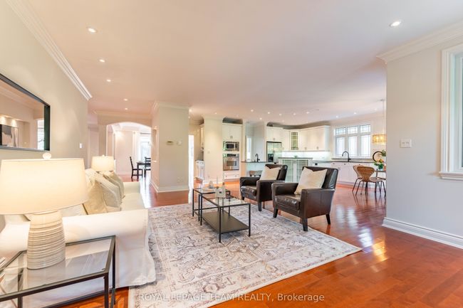 5422 Wadell Crt, House other with 4 bedrooms, 4 bathrooms and 6 parking in Manotick ON | Image 9