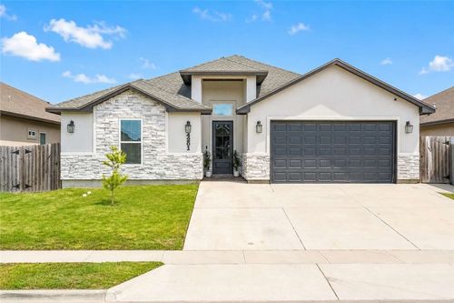 4201 Karo Dr, Corpus Christi, TX, 78414-1331 | Card Image