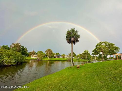 589 Hillside Ct, Melbourne, FL, 32935-6421 | Card Image