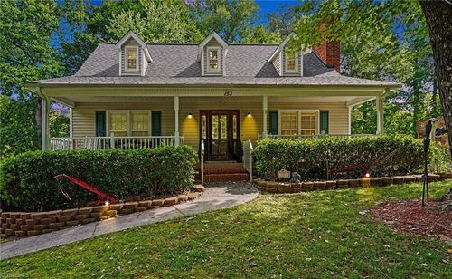 153 Winfield Dr, King, NC, 27021-9443 | Card Image