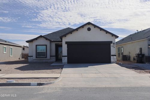 420 Santiago Nieto Dr, El Paso, TX, 79927 | Card Image