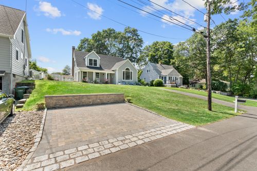 11 Osprey Rd, Old Saybrook, CT, 06475-2818 | Card Image