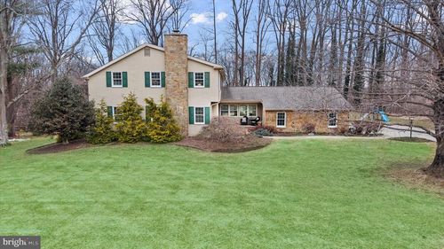 12 Larchmont Ct, Hockessin, DE, 19707-9682 | Card Image
