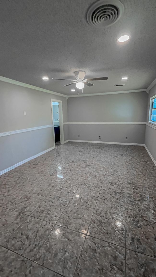 1690 W Us Highway 70, House other with 4 bedrooms, 5 bathrooms and null parking in Plainview TX | Image 40