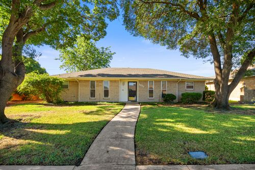 1804 University Dr, Richardson, TX, 75081-3919 | Card Image
