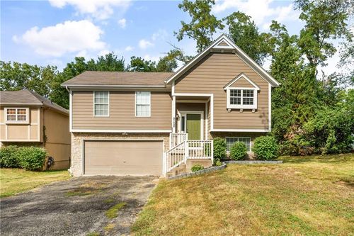 9108 Oak St, Kansas City, MO, 64114-3725 | Card Image