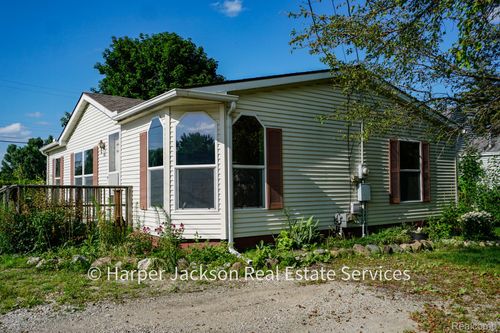 501 S Saginaw St, Durand, MI, 48429-1641 | Card Image