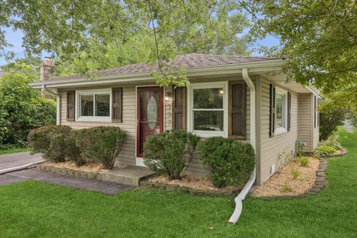 357 Council Trl, Lake In The Hills, IL, 60156-1506 | Card Image