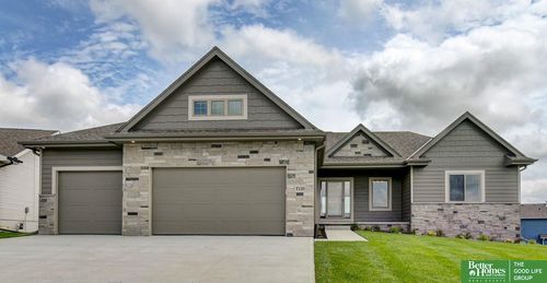 7131 N 172nd St, Bennington, NE, 68007-3333 | Card Image