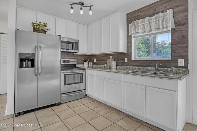 261 Chase Rd, House other with 3 bedrooms, 2 bathrooms and null parking in Cocoa FL | Image 10