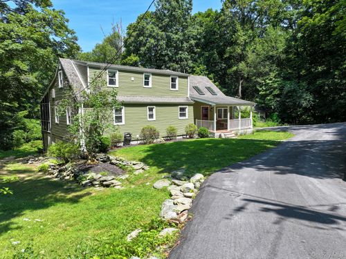 1 Westlin Ln, Cornwall, NY, 12518-1917 | Card Image